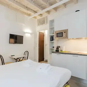 alzaia-green-room.italymilanhotels.net/